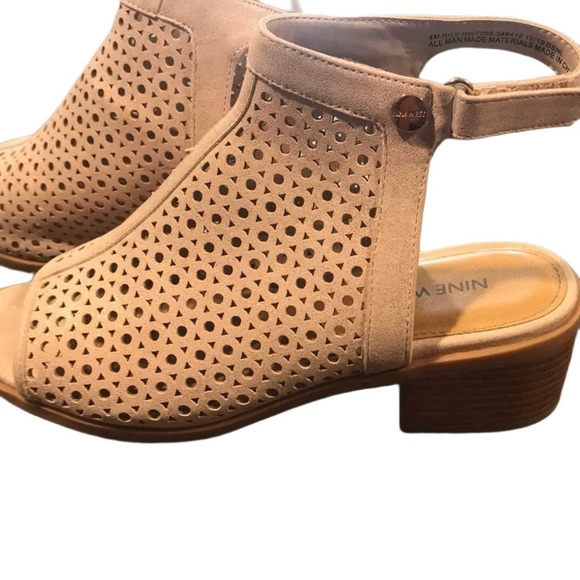 Nine West Sandals Light Pink - Picture 2 of 4